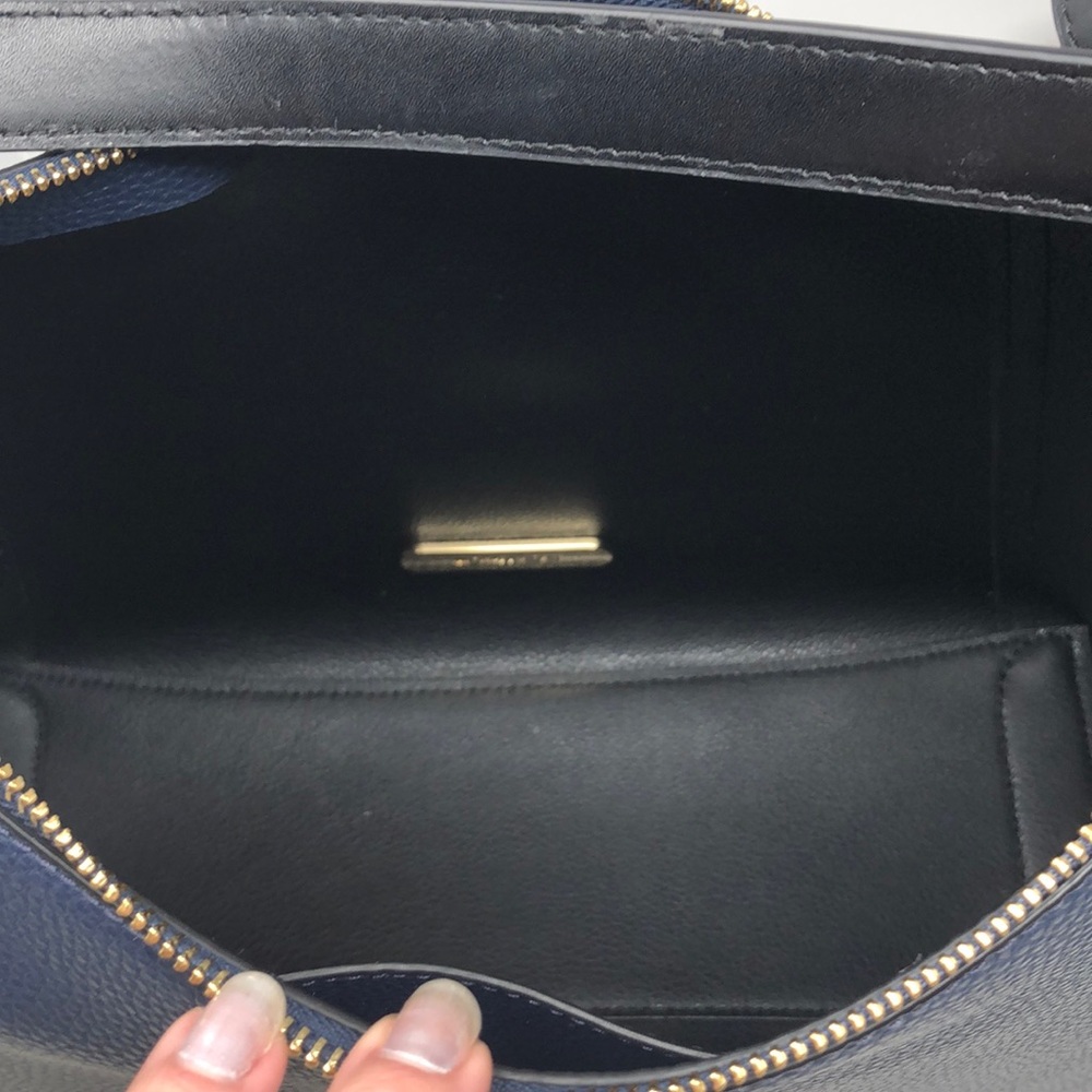 NWT Michael Kors Kimberly studded shoulder bag - Picture 8 of 8